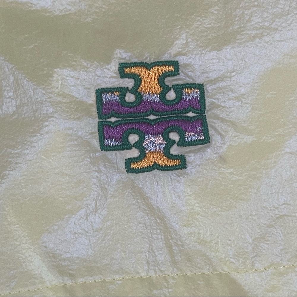 Tory Burch Iridescent Tafeta Running Shorts NWT Lemon Glow - Picture 6 of 12